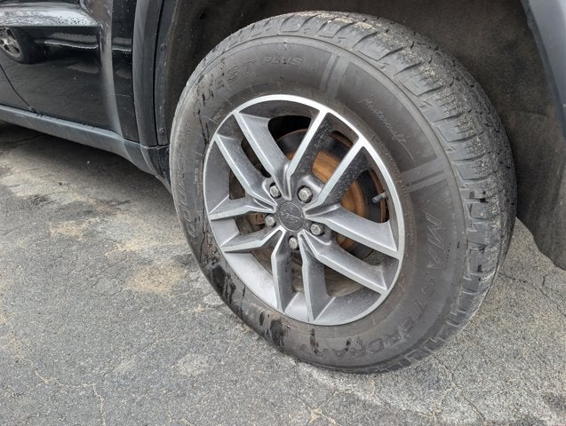 2020 Jeep Grand Cherokee Laredo E