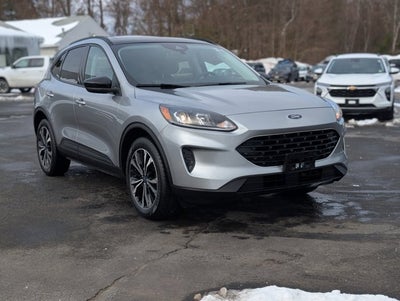 2022 Ford Escape SE Hybrid
