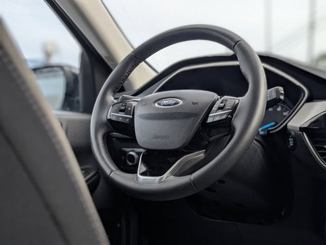 2022 Ford Escape SE Hybrid