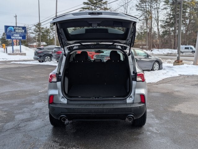 2022 Ford Escape SE Hybrid