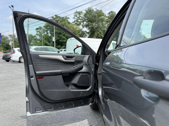 2022 Ford Escape S