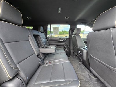 2022 GMC Yukon XL SLT