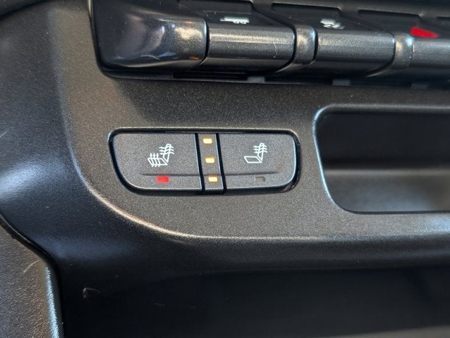 2022 GMC Canyon AT4 w/Leather