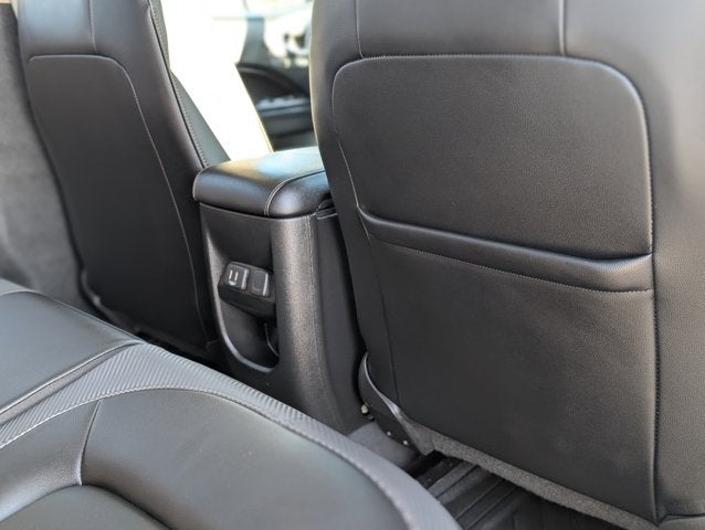 2022 GMC Canyon AT4 w/Leather