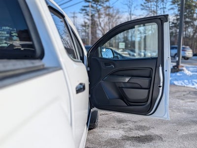 2022 GMC Canyon AT4 w/Leather