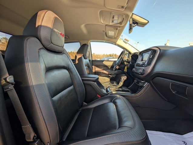 2022 GMC Canyon AT4 w/Leather