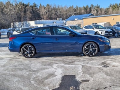 2023 Nissan Altima 2.5 SR