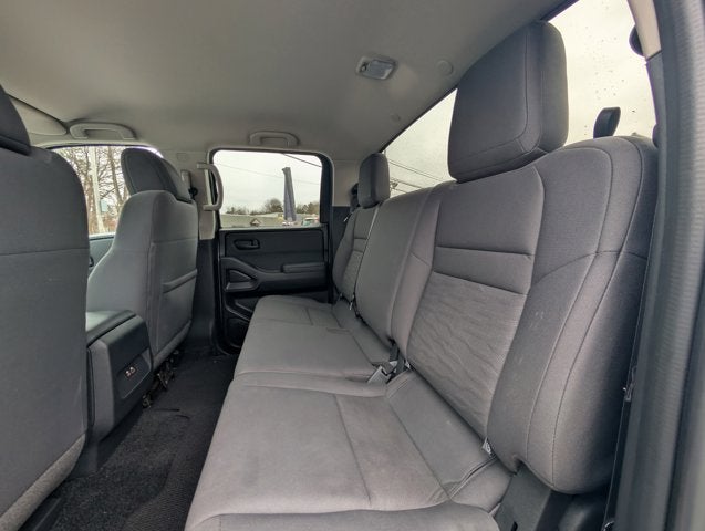2023 Nissan Frontier S