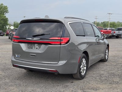 2021 Chrysler Pacifica Touring