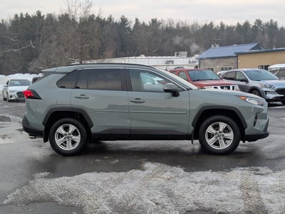 2020 Toyota RAV4 XLE