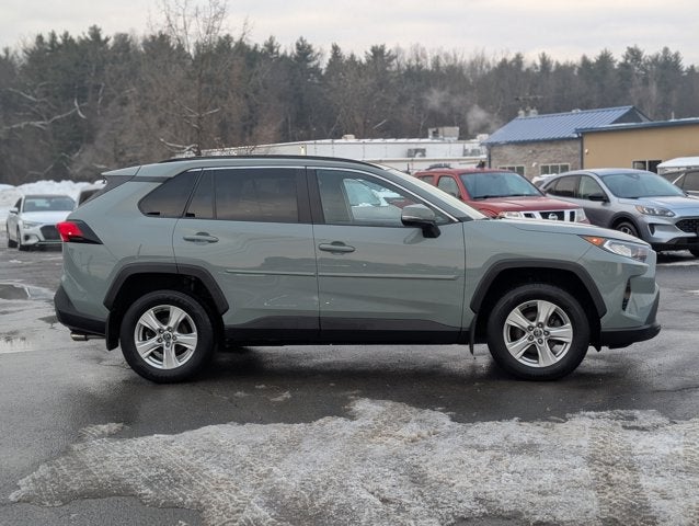 2020 Toyota RAV4 XLE