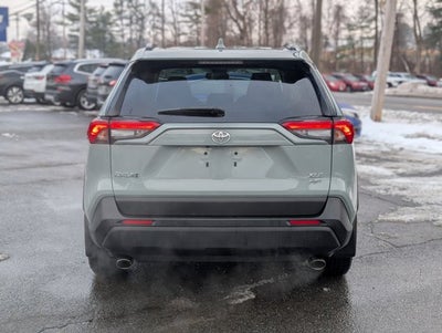 2020 Toyota RAV4 XLE
