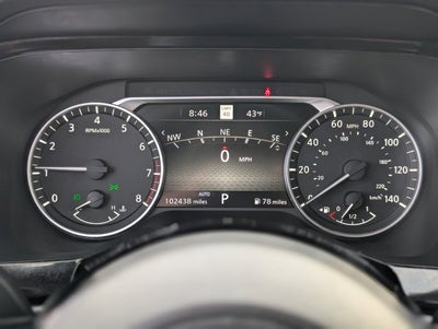 2022 Nissan Pathfinder SL
