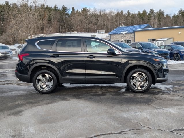 2021 Hyundai Santa Fe SE