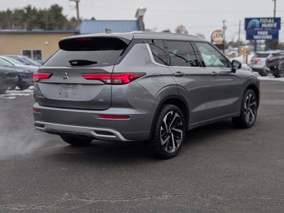 2022 Mitsubishi Outlander SEL