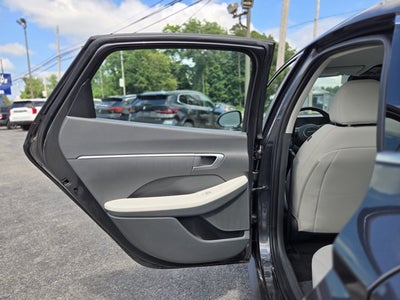 2025 Hyundai Sonata SE