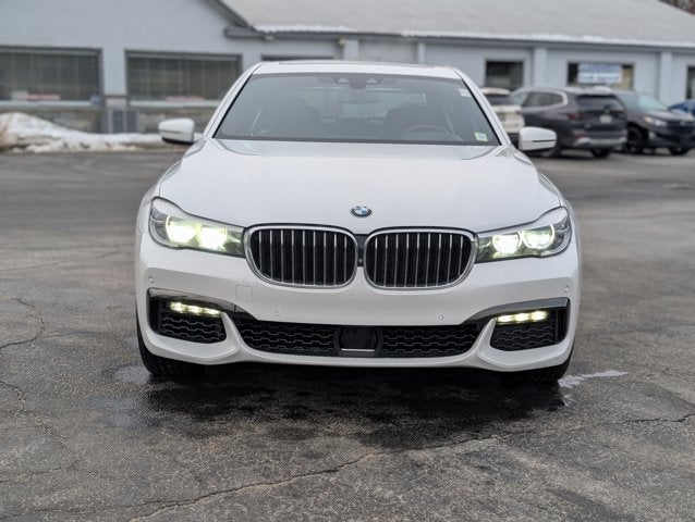 2019 BMW 7 Series 740i