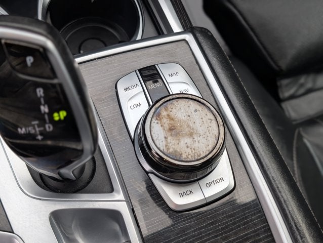 2019 BMW 7 Series 740i