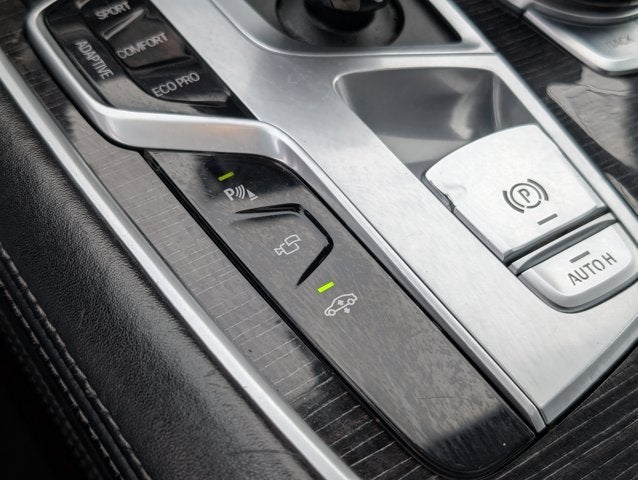 2019 BMW 7 Series 740i