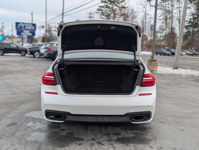 2019 BMW 7 Series 740i