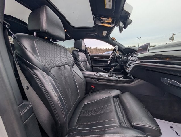 2019 BMW 7 Series 740i