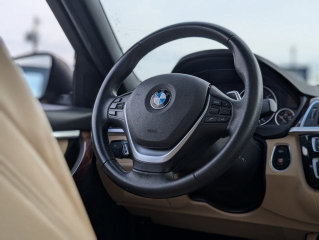 2018 BMW 3 Series 330i